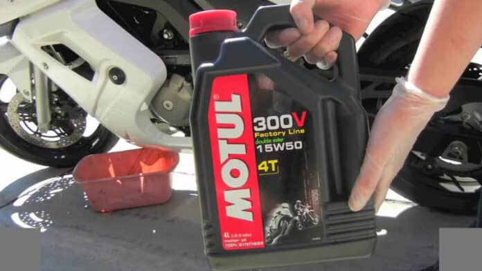 The Best Synthetic Motorcycle Engine Oil Brand Reviews