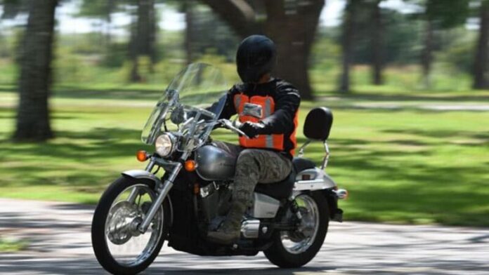 Top 10 Best Motorcycle Pants For Riding – Reviews 2024