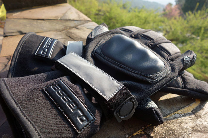 Easy Ways To Wash Motorcycle Gloves Properly | BikersRights