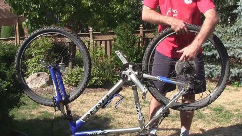 greasing bicycle wheel bearings