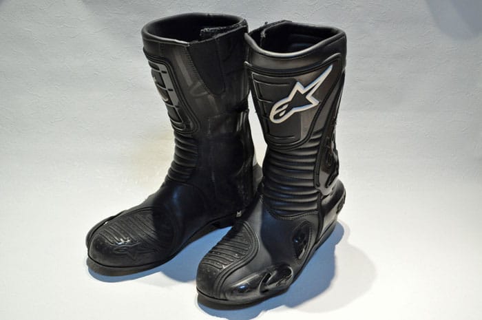 Motorcycle Boots Vs Shoes: Which One To Pick? | BikersRights